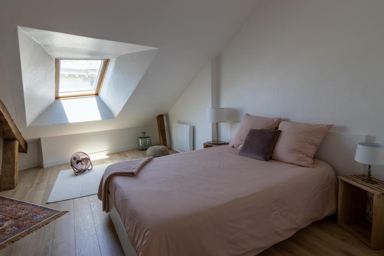 Duplex Refait A Neuf Place Bilange, Proche Château Saumur Exterior foto