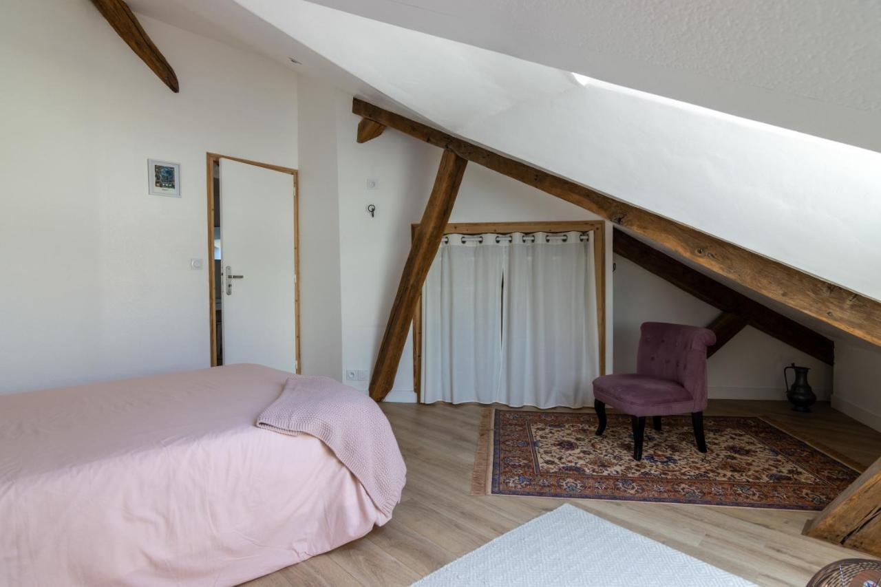 Duplex Refait A Neuf Place Bilange, Proche Château Saumur Exterior foto