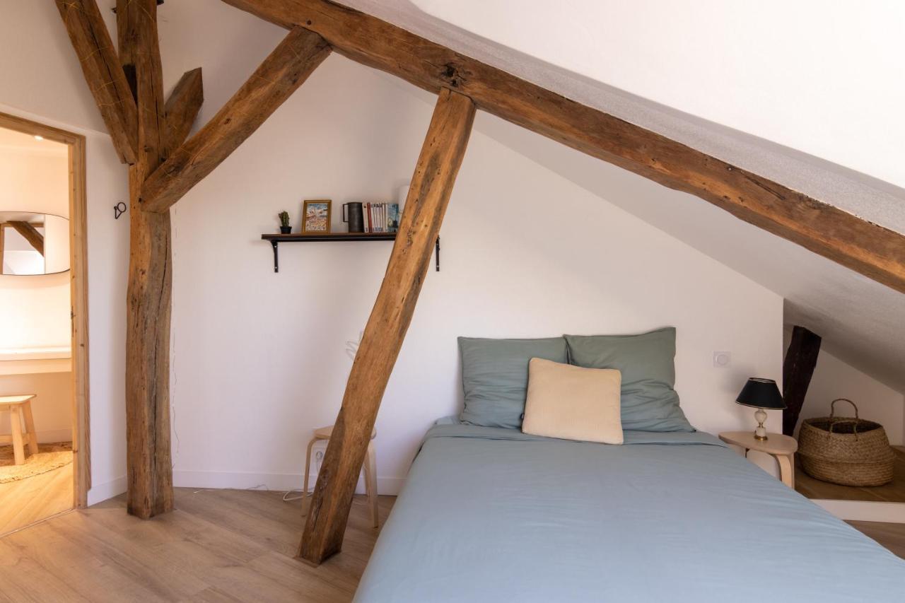 Duplex Refait A Neuf Place Bilange, Proche Château Saumur Exterior foto